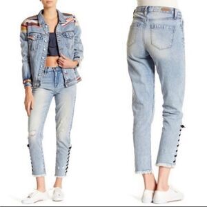 BLANK NYC High Rise Lace Up Ankle Jeans Tapered Leg Raw Hem Distressed Size‎ 29